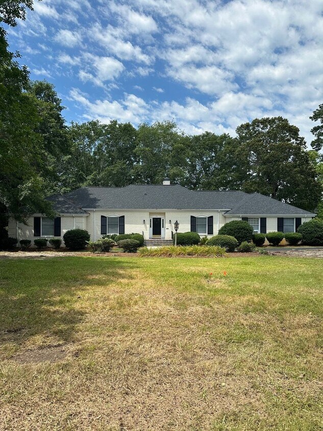 Primary Photo - 510 Walnut Creek Drive
