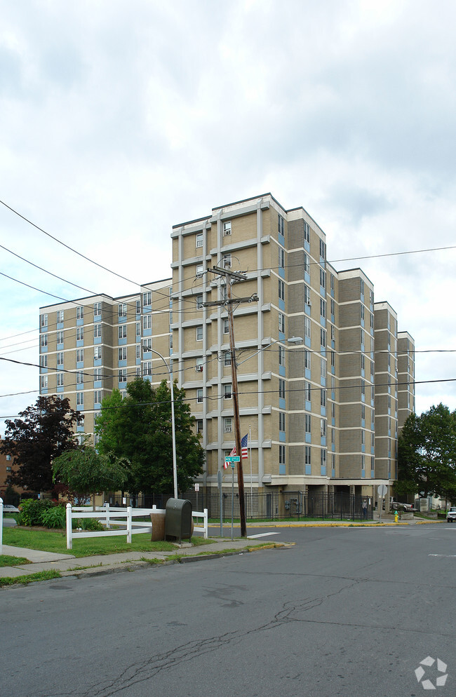 Building Photo - Columbia Apartments