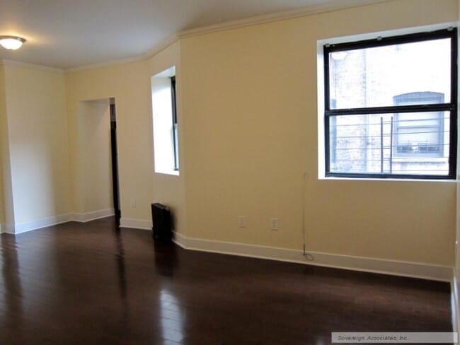 Building Photo - 545 W 148th St
