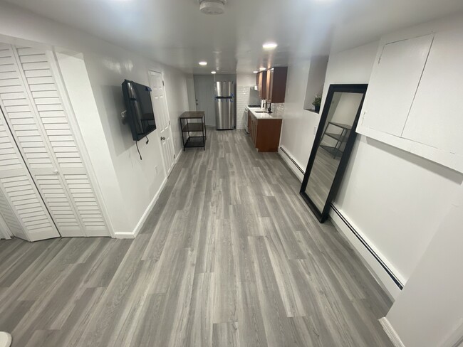 Foto del edificio - 1108 Paterson Plank Rd