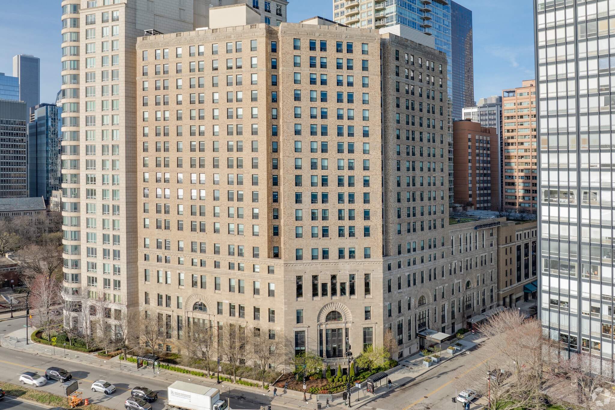 850 Lake Shore Drive