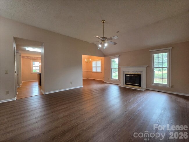 Building Photo - 1319 Mistletoe Ridge Pl NW