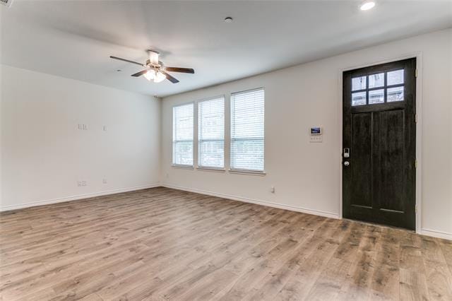 Building Photo - 2414 Klamath Dr