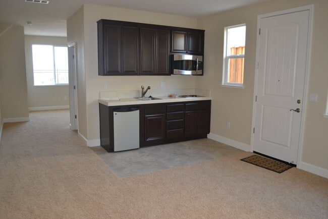 Building Photo - 2510 Amantea Way