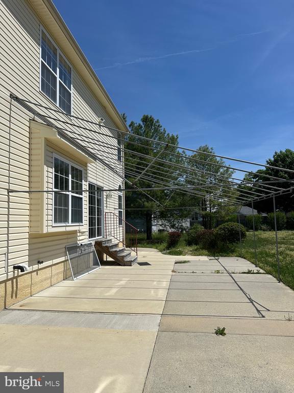 Foto del edificio - 314 W High St