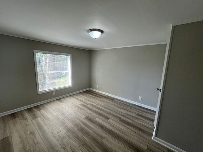 Foto del edificio - Colony Oaks Homes