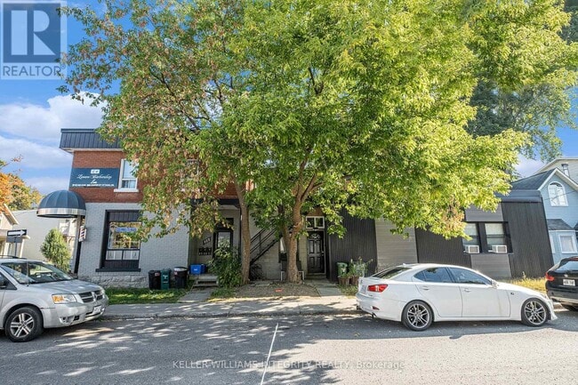 Building Photo - 115-115 Percy St