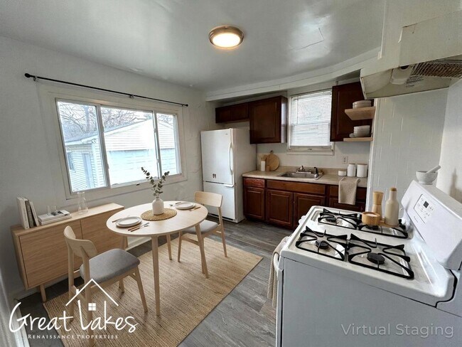 Building Photo - Lovely 3 Bedroom 2 Bathroom now available for rent!