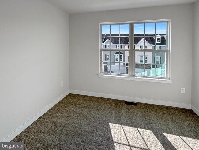 Foto del edificio - 338 Paca Gardens Ln
