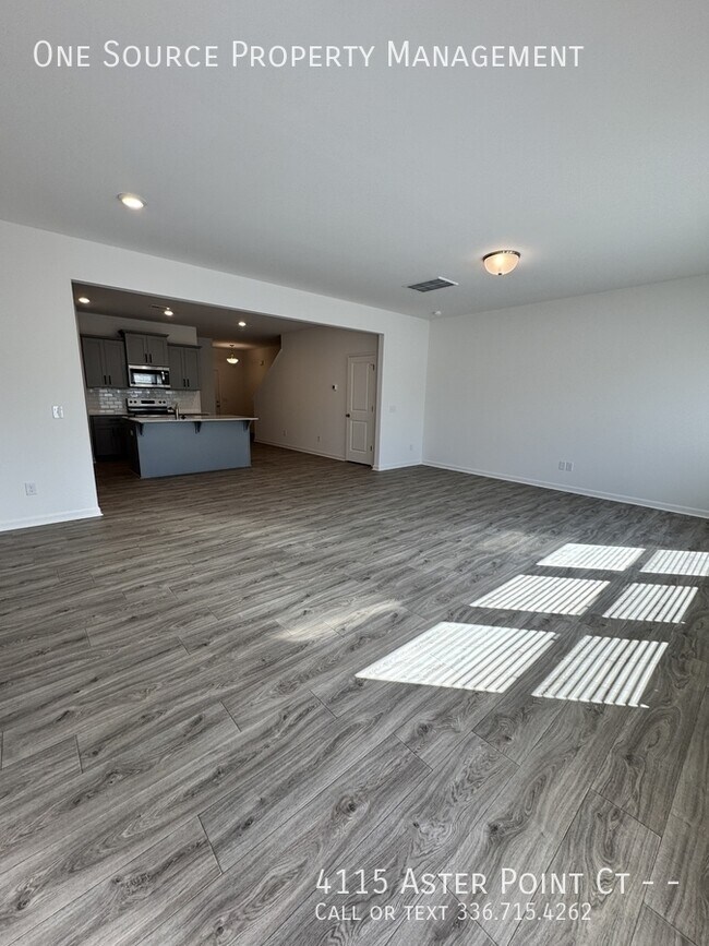 Foto del edificio - 4115 Aster Pt Ct