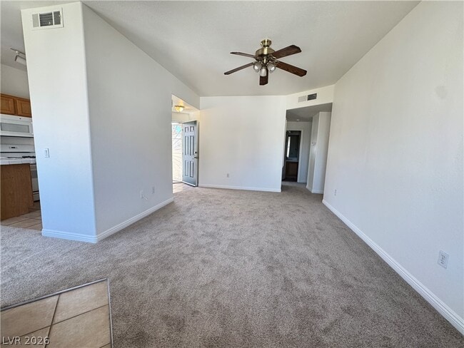Building Photo - 2120 Calville St