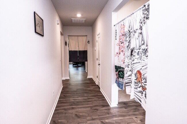 Foto del edificio - 1201 Santa Lucia Dr