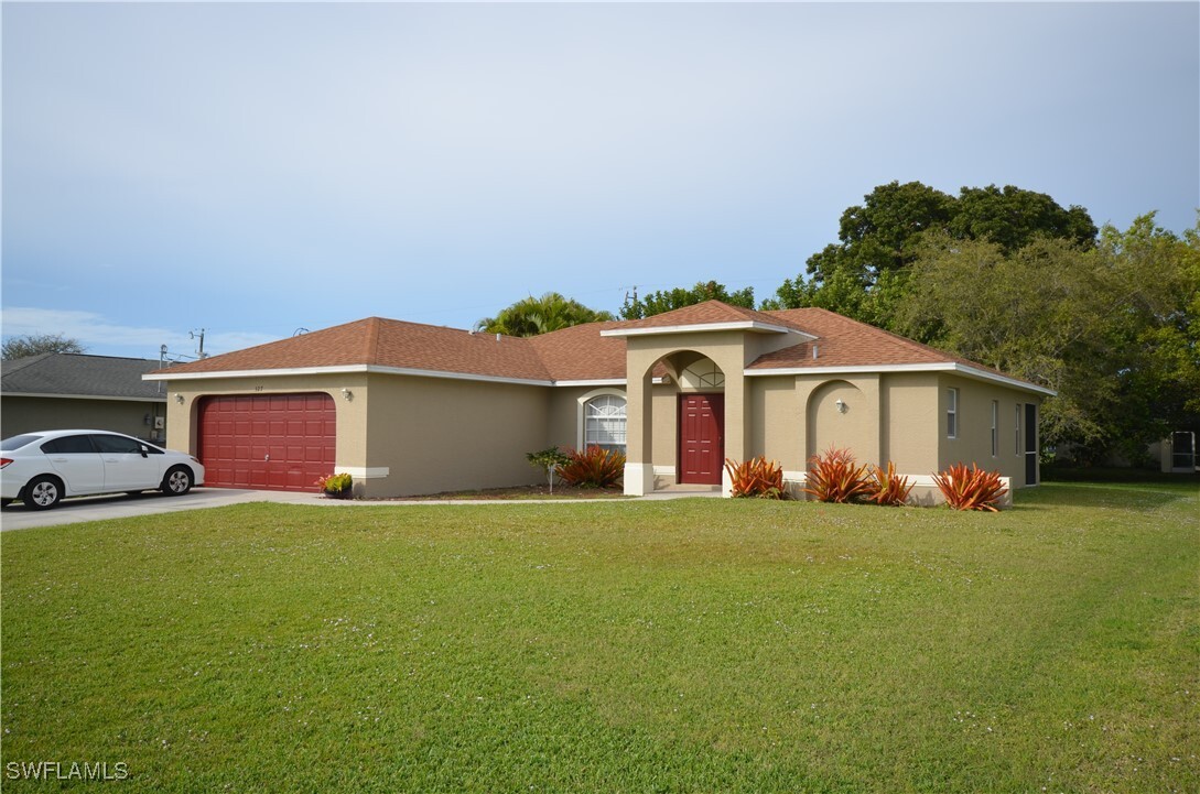 Foto del edificio - 327 SE 31st Terrace