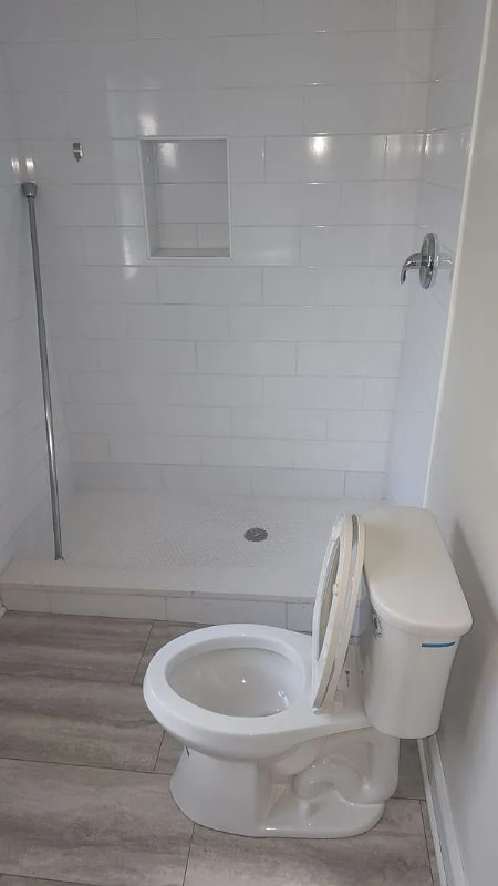 Foto del edificio - 2608 E Newport Ave