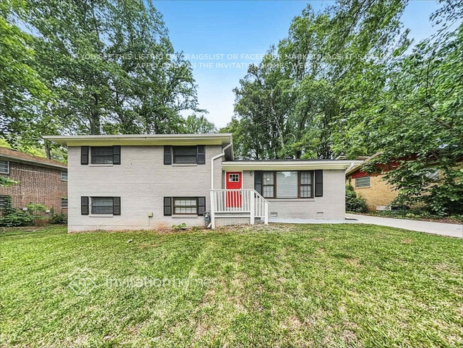 Building Photo - 2652 Williamsburg Dr