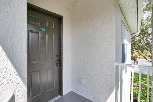 Photo - 13815 Fairway Island Dr Apartment