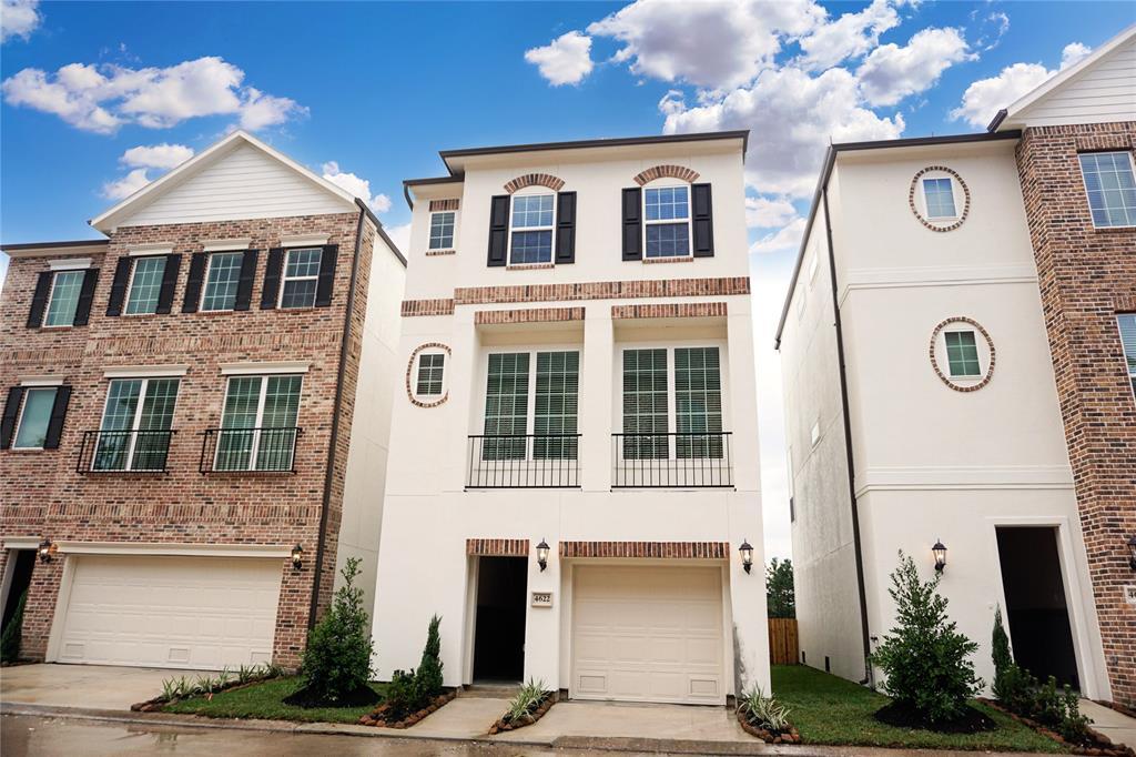 Primary Photo - 4622 Windsor Sq Dr