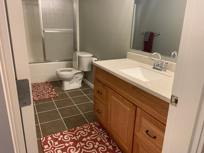 Bathroom - 823 E Lakeshore Dr
