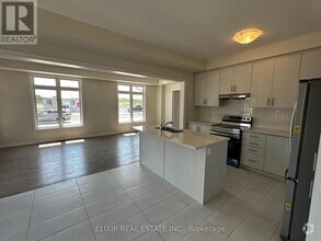 Building Photo - 49 Granka St