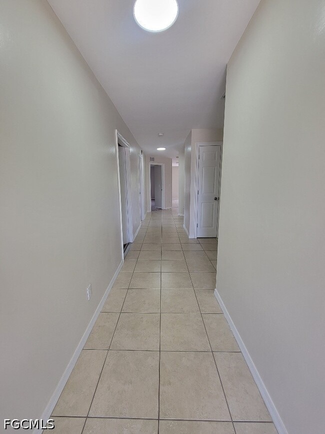 Building Photo - 306 Leeland Heights Blvd E