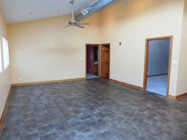 Foto del edificio - 16649 Oak Park Ave