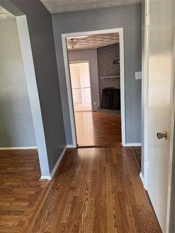 Foto del edificio - 700 Kindred Ln