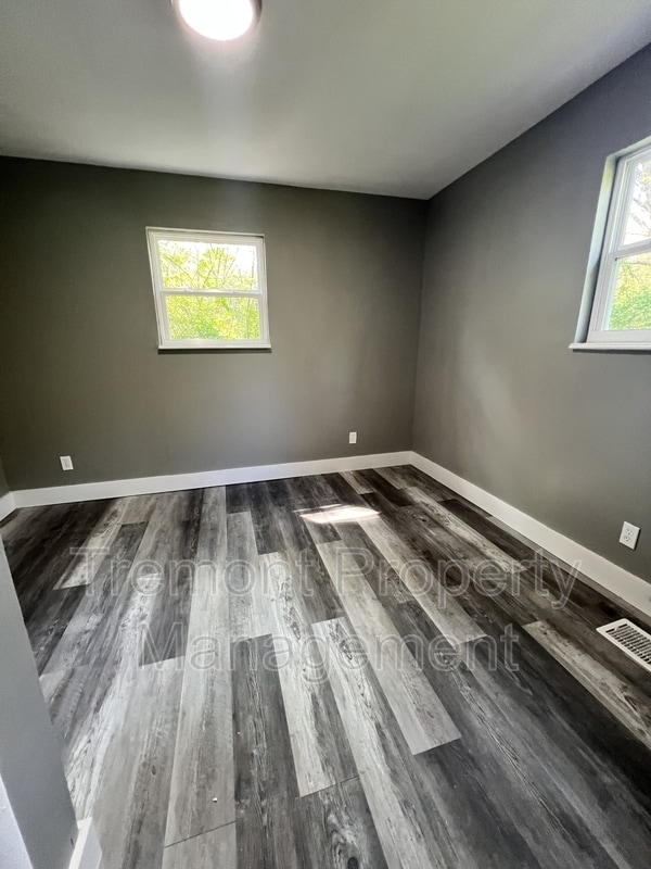 Foto del edificio - 2737 Harrison Pike