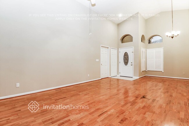 Building Photo - 1962 Wood Brook St