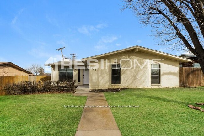 Foto del edificio - 3509 W Rochelle Road