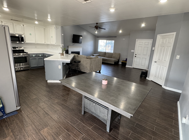 Second view of kitchen, dining and living room - 3920 Teal St