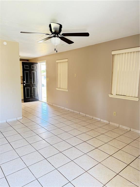 Building Photo - 4321 Royal Palm St