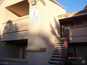 Building Photo - 1150 N Buffalo Dr