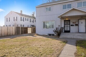 Building Photo - 1517-1519 Thayer Dr