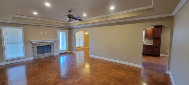 Foto del edificio - 6043 Wisteria Ln