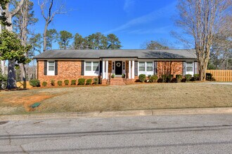 Building Photo - 407 Sheffield Cir Building Photo - 407 Sheffield Cir