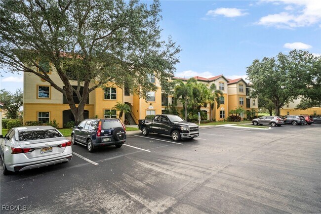 Building Photo - 11530 Villa Grand