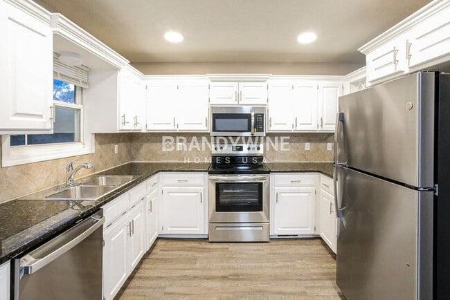 Foto del edificio - 2025 NW 49th St
