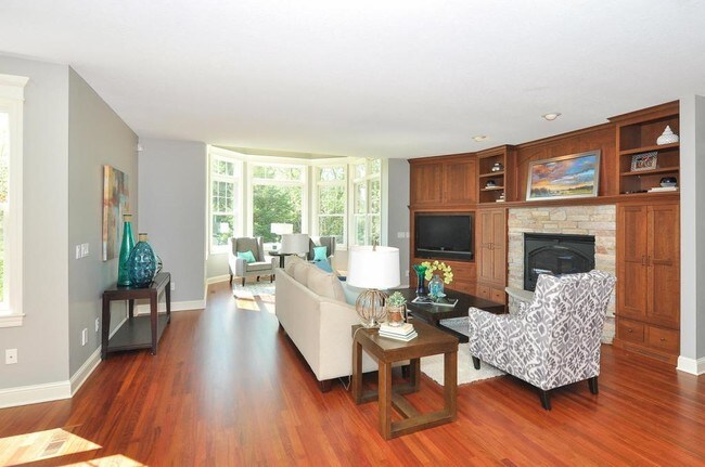 Foto del edificio - 5970 Boulder Bridge Ln