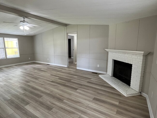 Interior Photo - Grove Point Mobile Homes