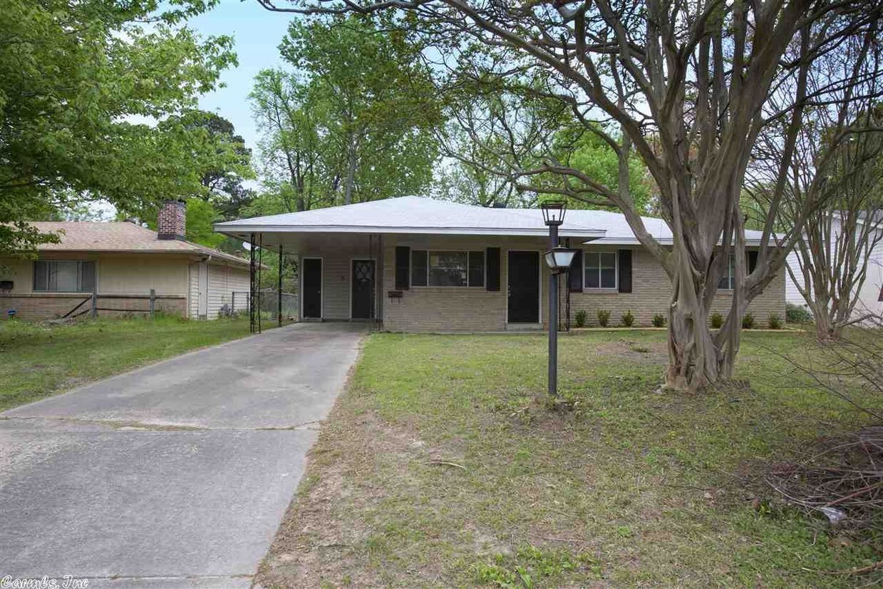 8 Althea Cir, Little Rock, AR 72209 House for Rent in Little Rock, AR