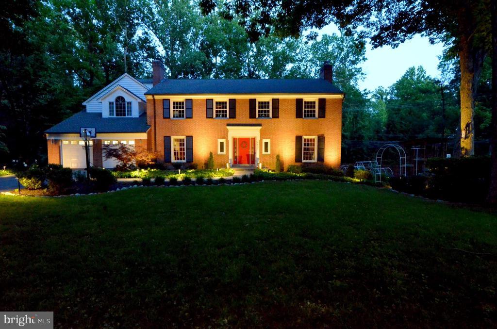Foto principal - 9401 Tobin Cir
