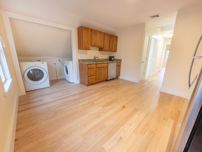 Foto del edificio - 54 Wendell St