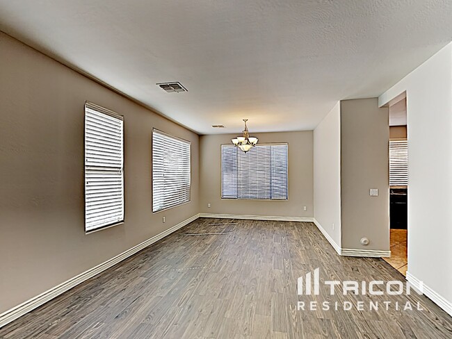 Building Photo - 37878 W Olivo St