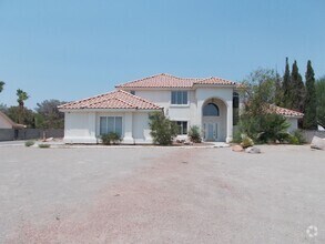 Building Photo - 5016 N Cimarron Rd