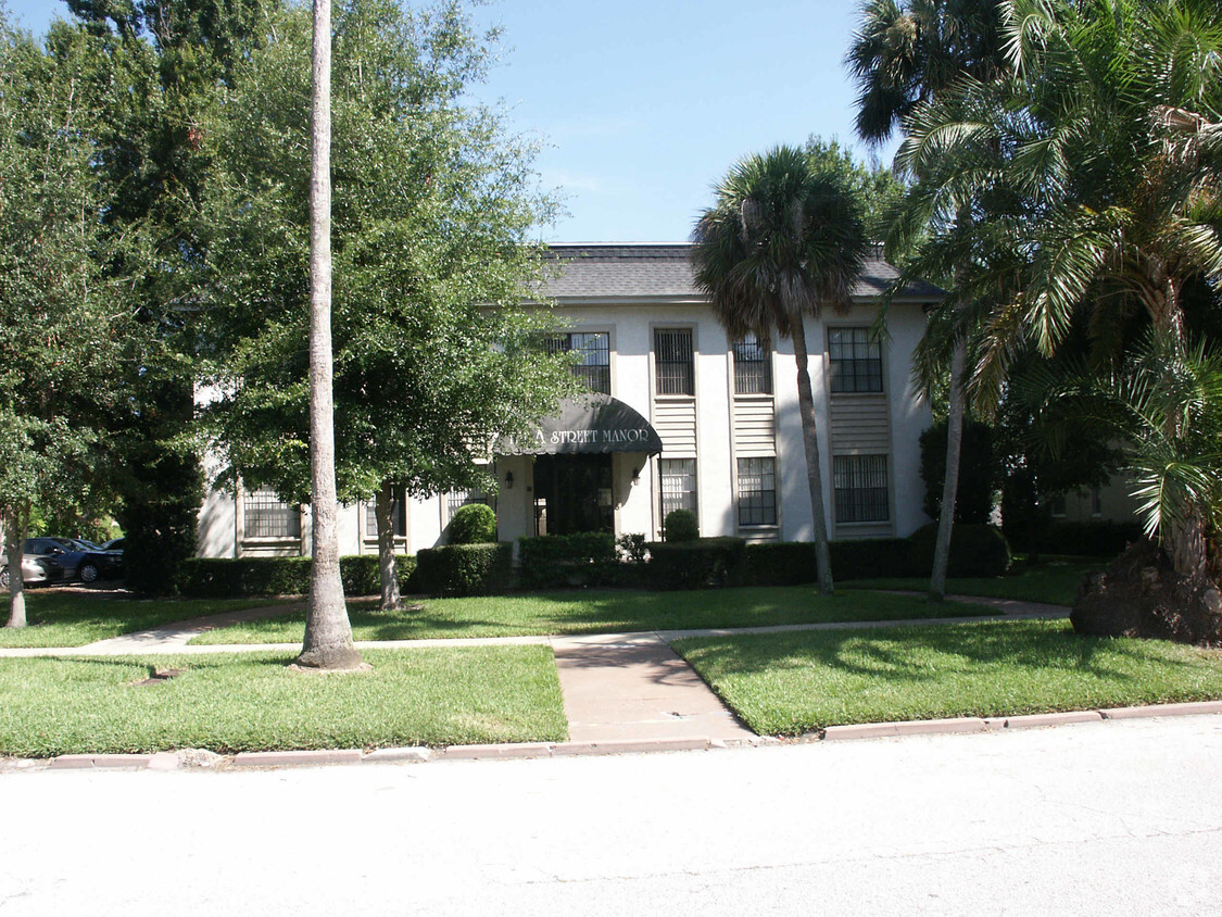 Building Photo - The A Street Manor