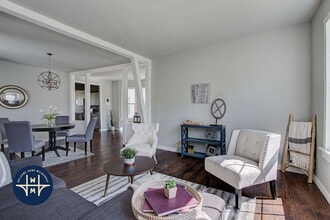 Building Photo - 1624 E Belleview Pl
