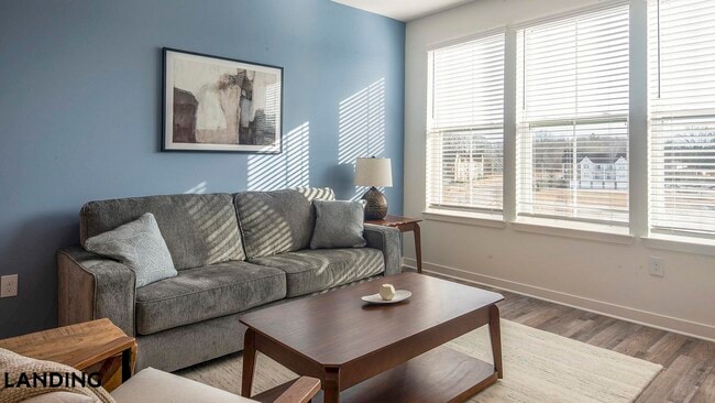 Building Photo - 4670 Merchants Park Cir