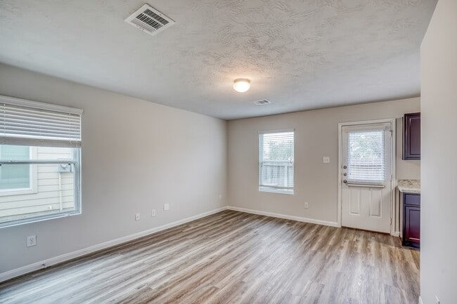 Building Photo - 13013 Bella Vida Ln