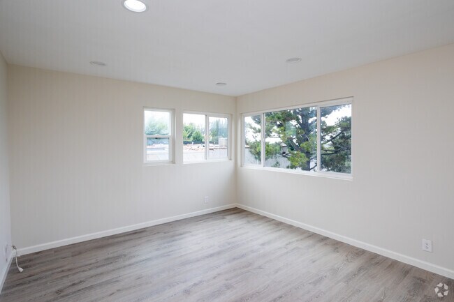 Maestro 2BR 2 BA2 - 932 Maltman Ave.