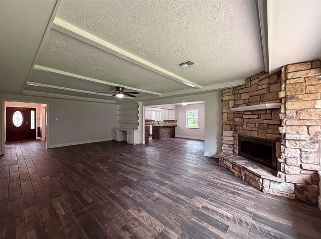 Foto del edificio - 11611 Mile Dr